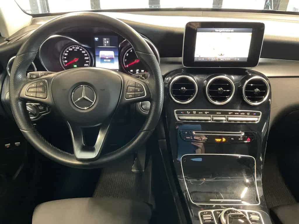 Mercedes-Benz GLC 300 4Matic Exclusive AHK Kamera LED Navi 02/2019-photo-9