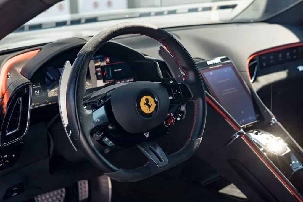 Ferrari Roma 3.9 T V8 DCT 2022 In Stock 08/2022-photo-17