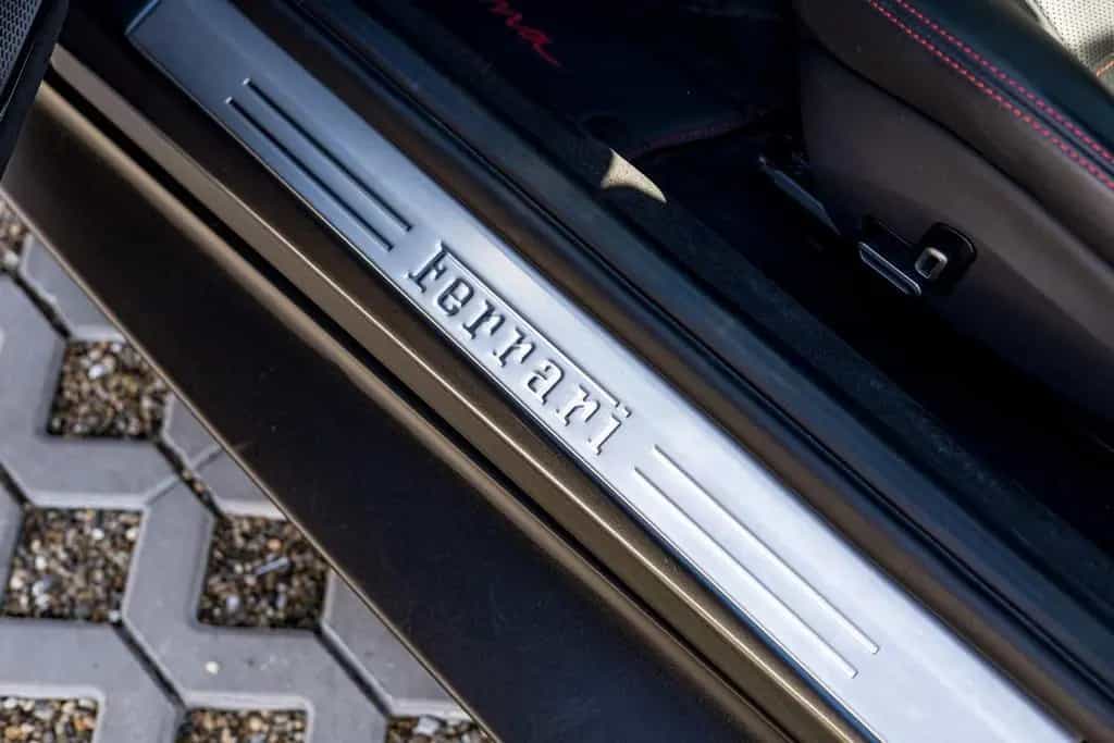 Ferrari Roma 3.9 T V8 DCT 2022 In Stock 08/2022-photo-21