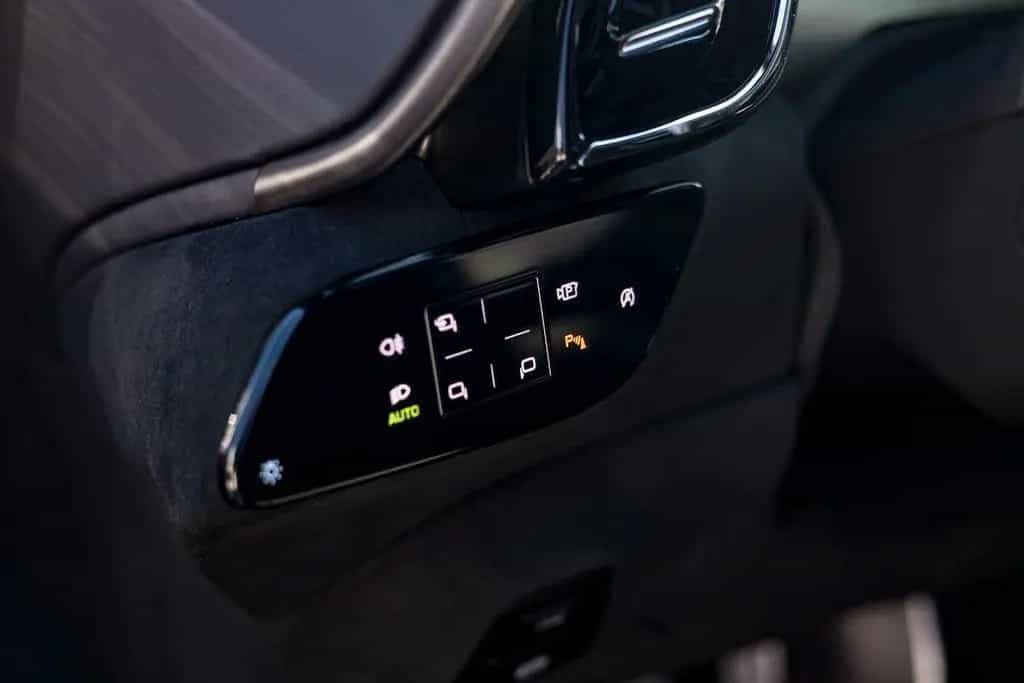 Ferrari Roma 3.9 T V8 DCT 2022 In Stock 08/2022-photo-22