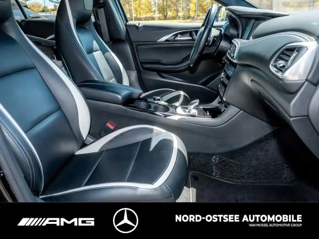Infiniti Q30 2.0t SPORT AWD TEMPOMAT LED SHZ 12/2019-photo-9