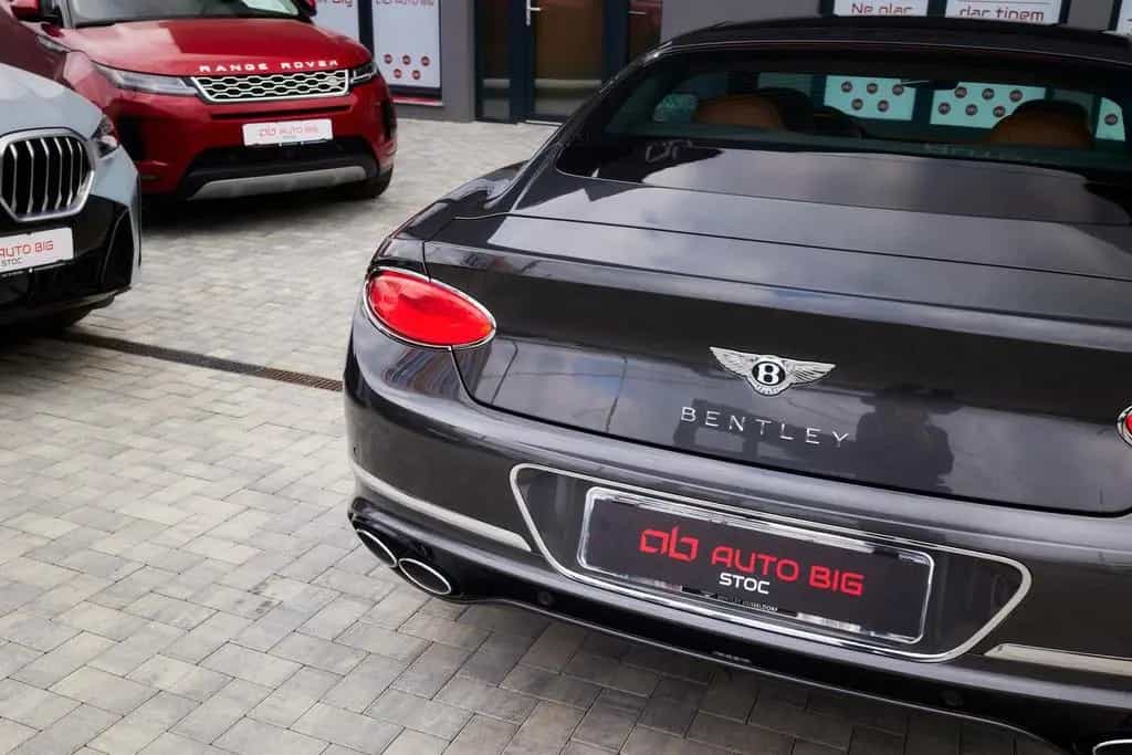 Bentley Continental GT Azure V8 2023 In Stock 01/2023-photo-10