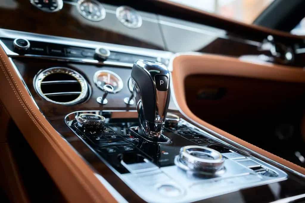 Bentley Continental GT Azure V8 2023 In Stock 01/2023-photo-20
