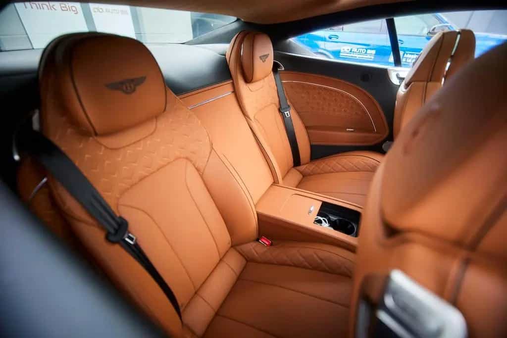 Bentley Continental GT Azure V8 2023 In Stock 01/2023-photo-25