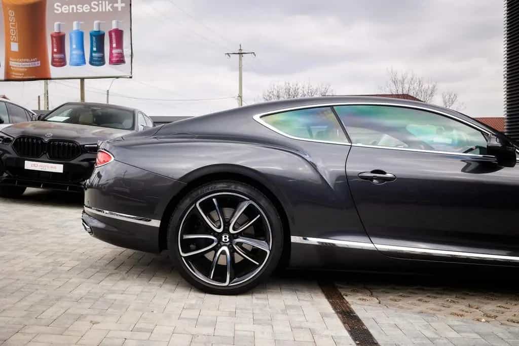 Bentley Continental GT Azure V8 2023 In Stock 01/2023-photo-6