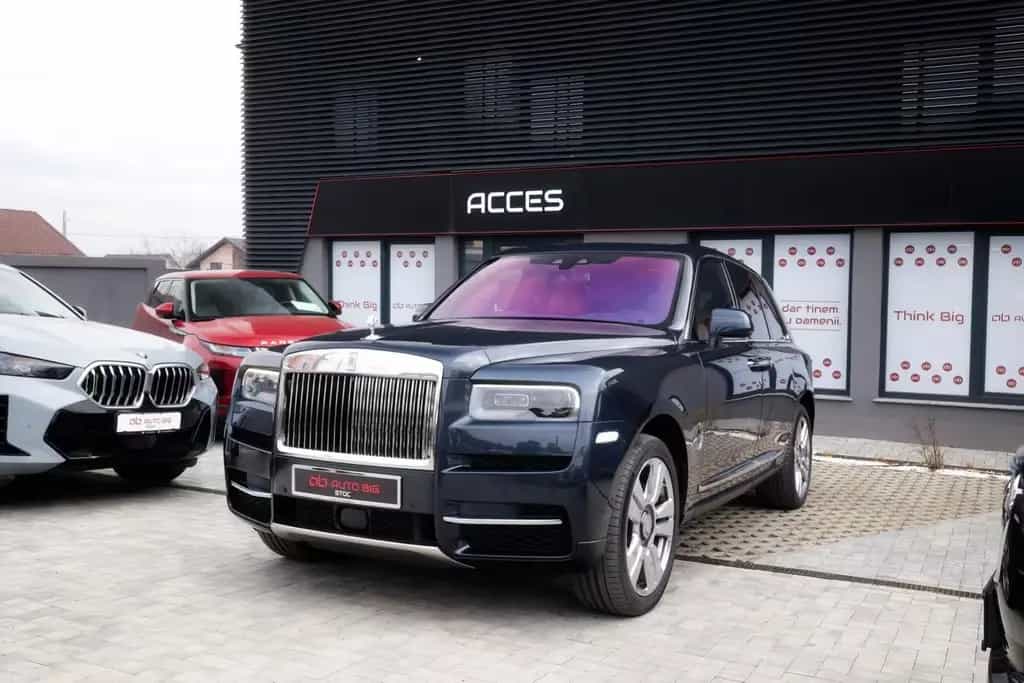 Rolls-Royce Cullinan 2019 In Stock 01/2019-photo-0
