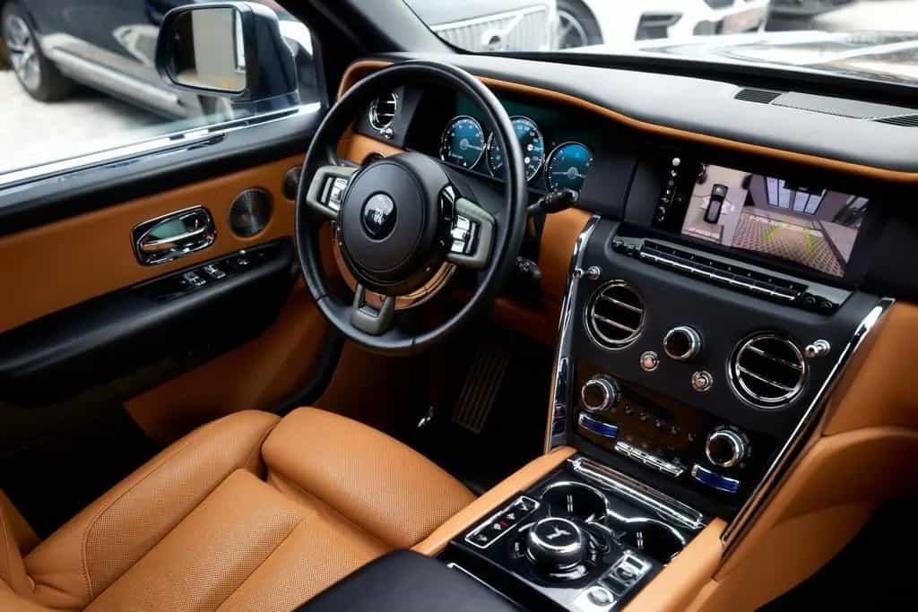 Rolls-Royce Cullinan 2019 In Stock 01/2019-photo-15