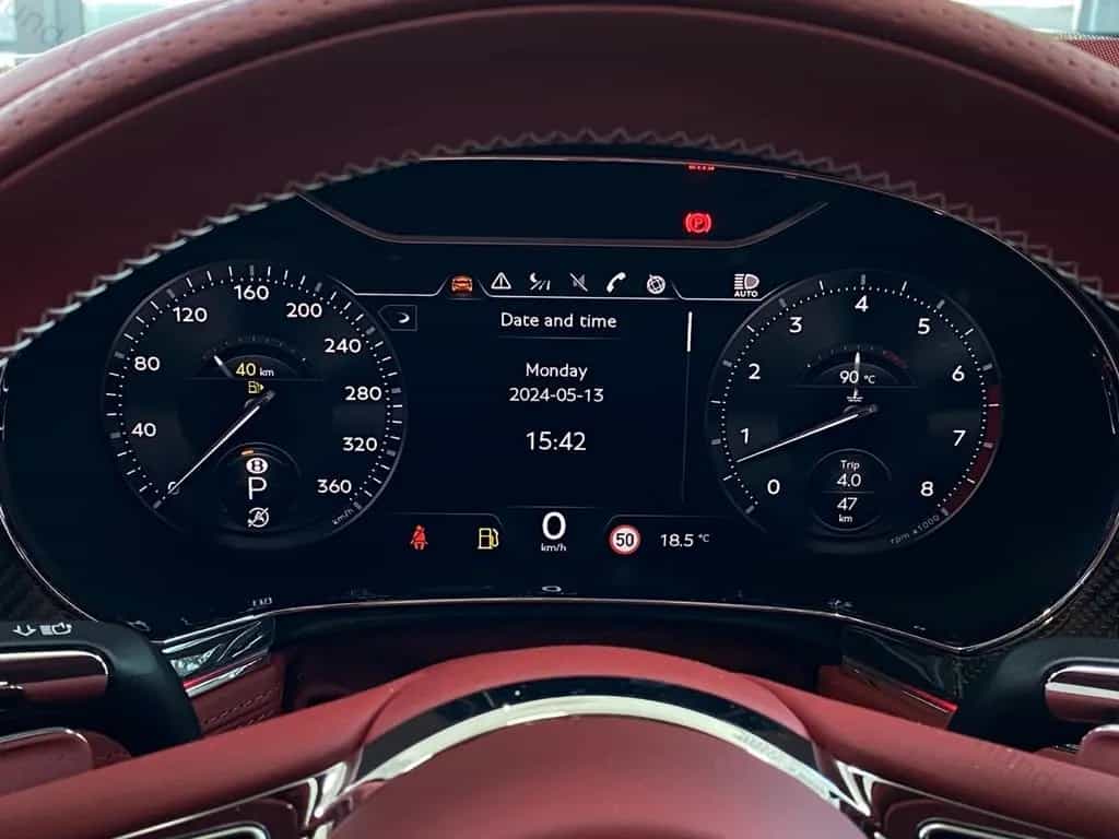 Bentley Continental GTC Speed W12 full carbon Akrapovič 05/2024-photo-18