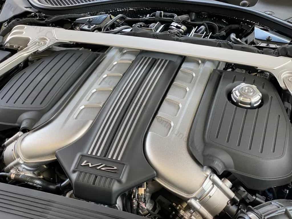Bentley Continental GTC Speed W12 full carbon Akrapovič 05/2024-photo-26