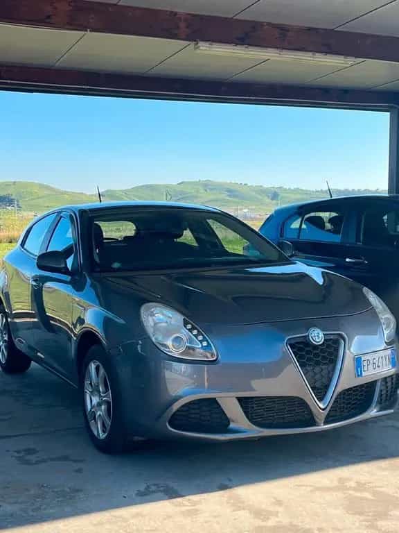 Alfa Romeo Giulietta 1.6 JTDm-2 105 CV Business 02/2013-photo-3