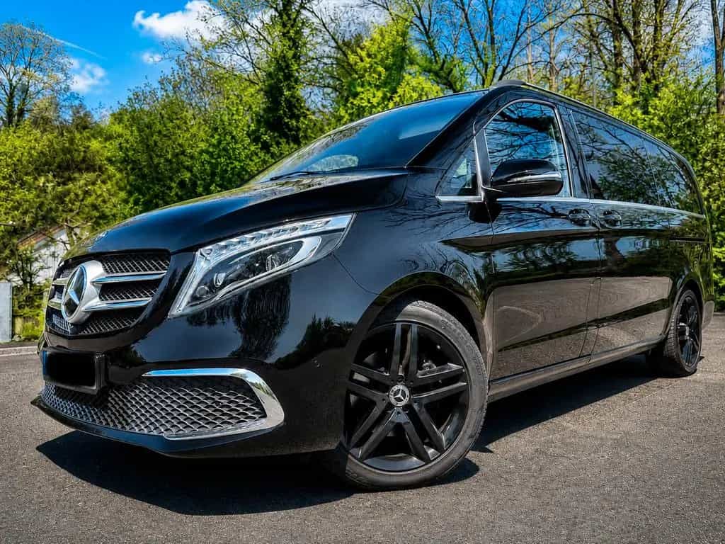 Mercedes-Benz V 300 d lang AVANTGARDE | 7-Sitzer | 360° 06/2020-photo-1