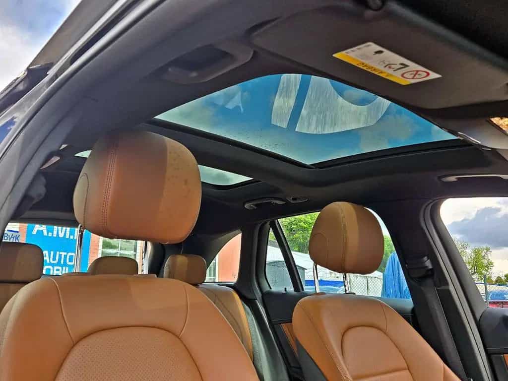 Mercedes-Benz GLC 300 4Matic, GARANTIE, TÜV NEU, LED,  Leder, 02/2020-photo-19