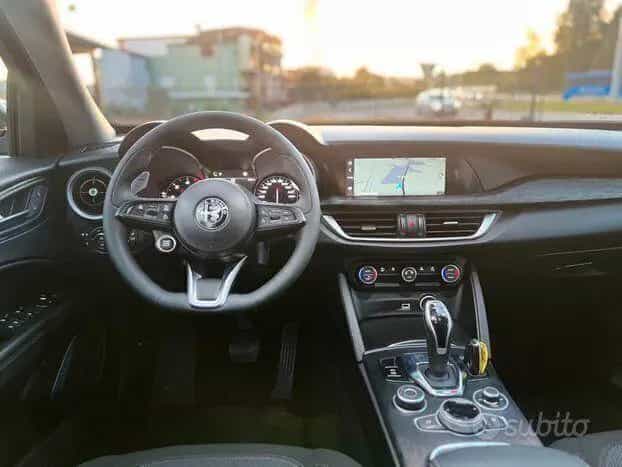 Alfa Romeo Stelvio 2.2 190 CV AT8 Q4 Super 2 ANN 09/2020-photo-9