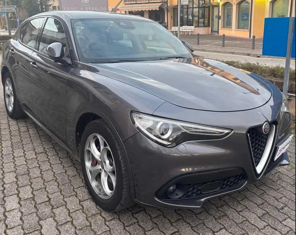 Alfa Romeo Stelvio 2.2 Turbodiesel 160 CV AT8 RW 01/2019-photo-1