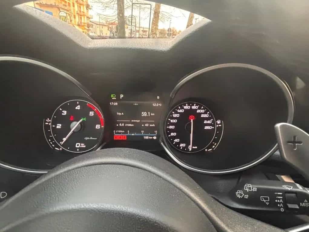 Alfa Romeo Stelvio 2.2 Turbodiesel 160 CV AT8 RW 01/2019-photo-9