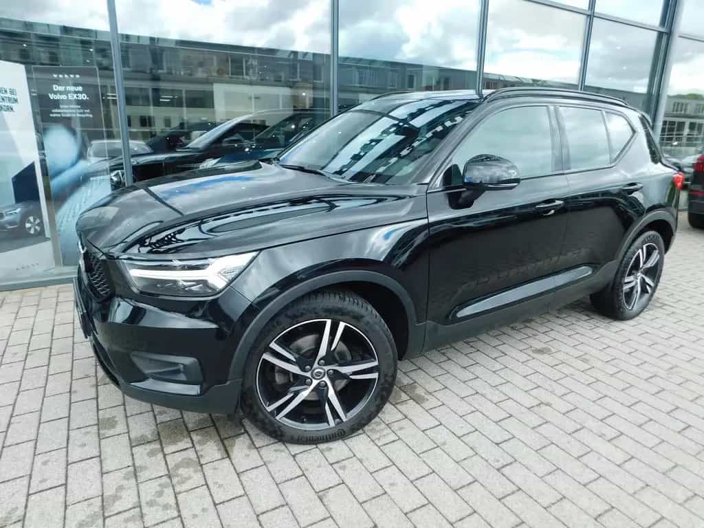 Volvo XC40 T4 R-Design 10/2018-photo-1