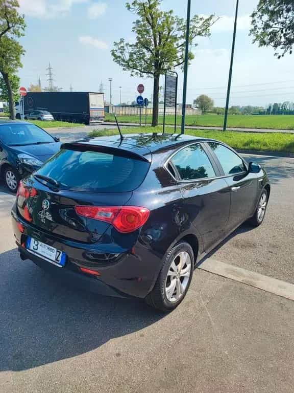 Alfa Romeo Giulietta 1.4 Turbo MultiAir Distinct 04/2012-photo-11