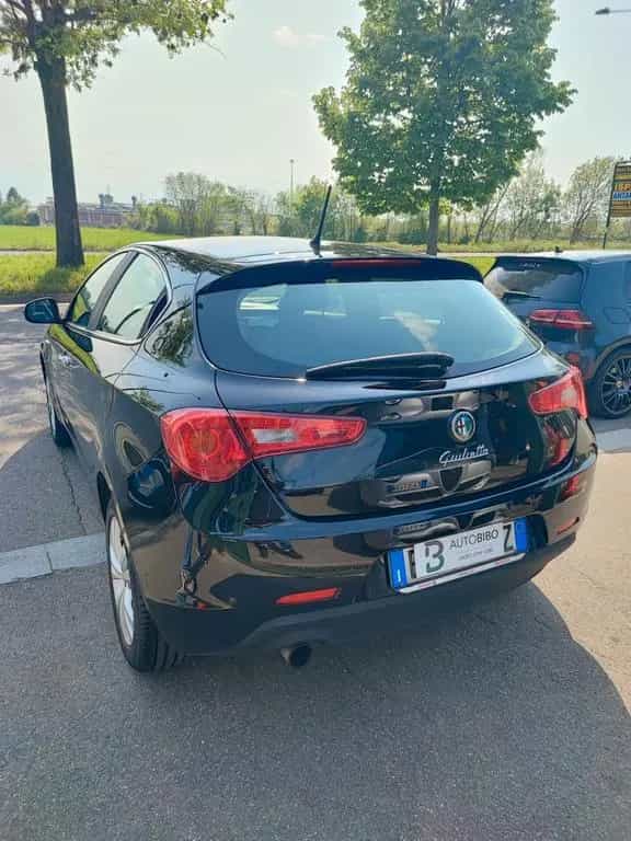 Alfa Romeo Giulietta 1.4 Turbo MultiAir Distinct 04/2012-photo-9