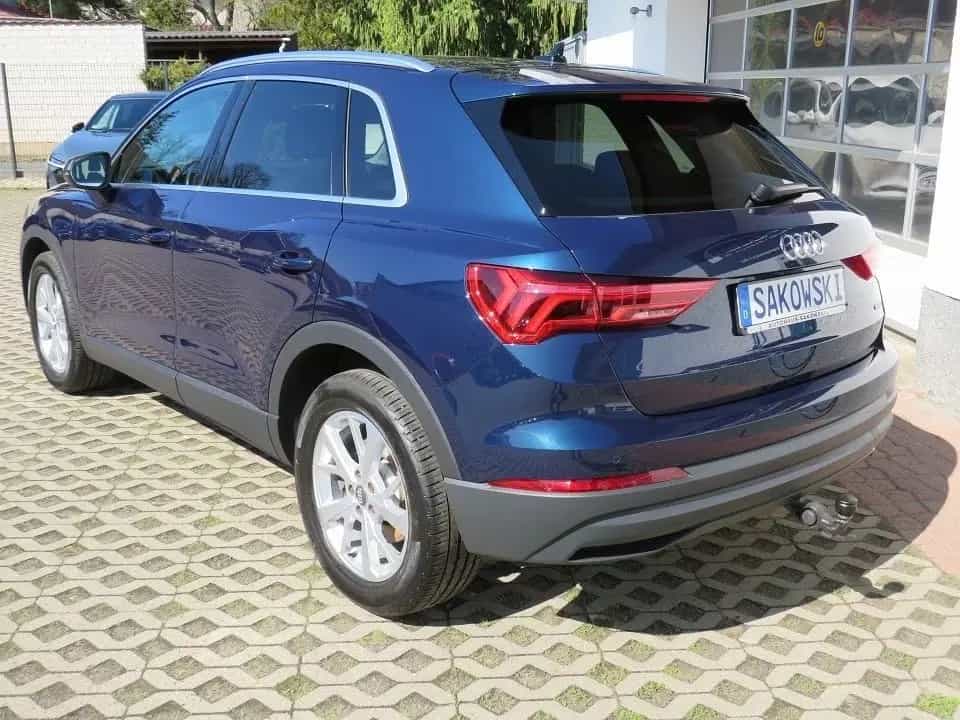 Audi Q3 40 TFSI QUATTRO AUT. NAVI SHZ AHK LED CARPLAY 03/2020-photo-3
