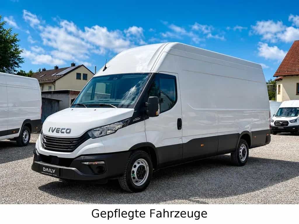 Iveco Other DAILY NEW MODEL 35S18V L4H3 AUTOMATIK 176PS AHK! 10/2025-photo-1