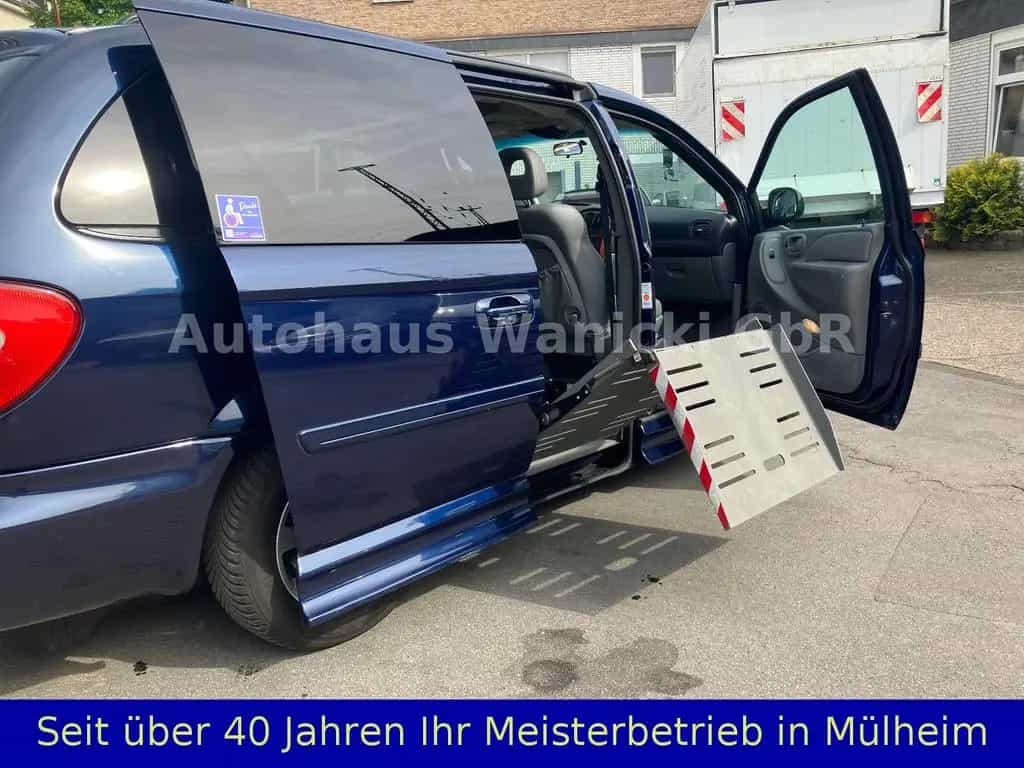 Chrysler Grand Voyager Limited 2,8 el. Rollstuhlrampe 01/2007-photo-16