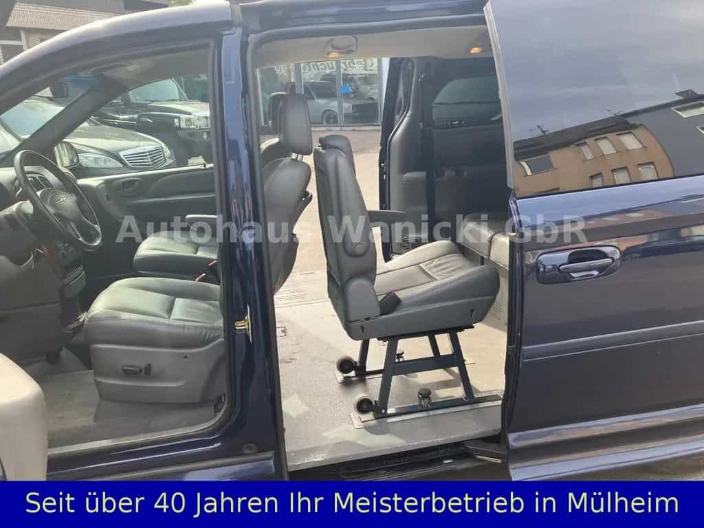 Chrysler Grand Voyager Limited 2,8 el. Rollstuhlrampe 01/2007-photo-22