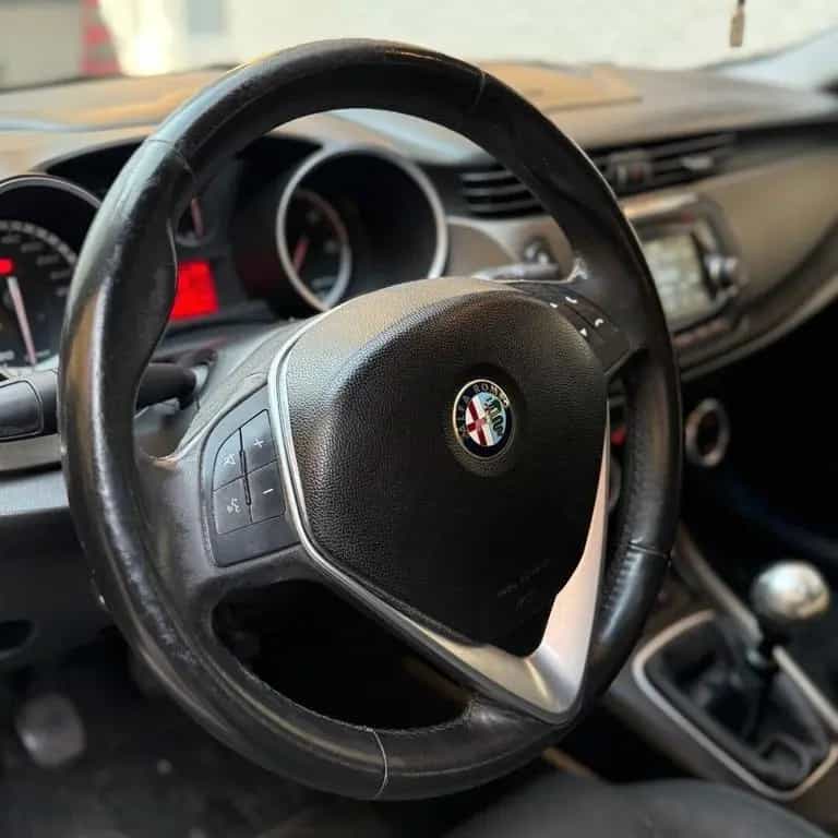 Alfa Romeo Giulietta 1.6 JTDm-2 105 CV Distincti 09/2014-photo-5