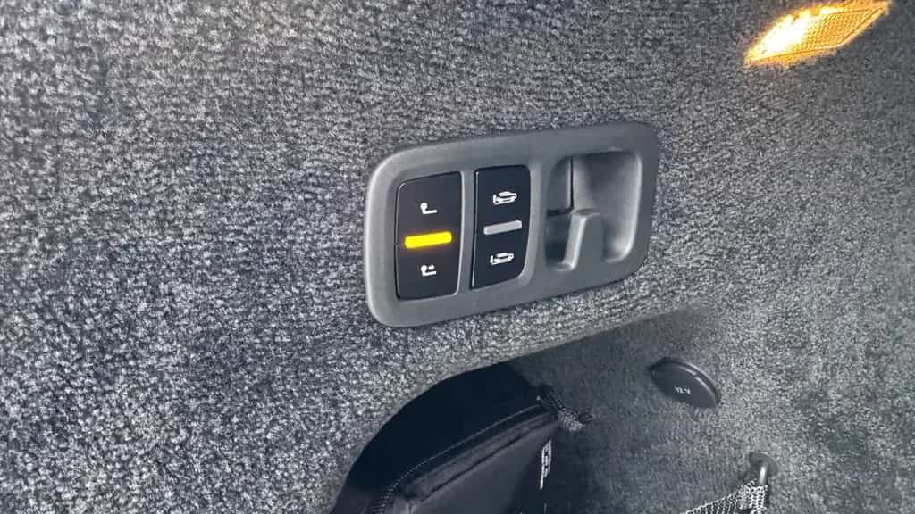 Bentley Bentayga S V8/ Luft/ Carbon Br/ TV/ Night Vision 04/2024-photo-36