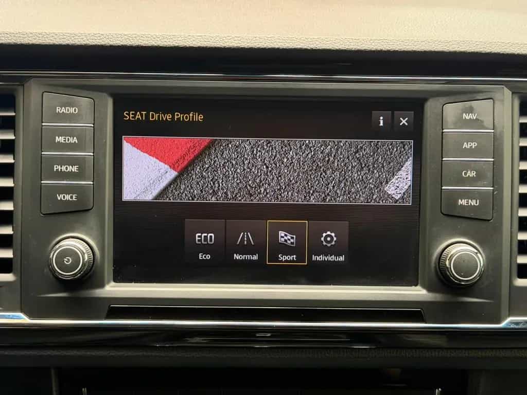 Seat Ateca Xcellence 1,4 TSI ACT DSG ALCANTARA/KAMERA 02/2018-photo-22