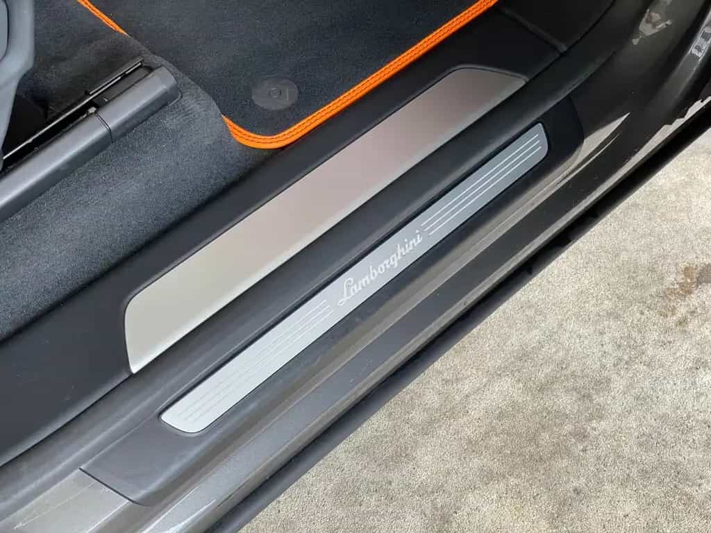 Lamborghini Urus I B&O | Carbon | 23 Zoll | Panorama 04/2021-photo-14
