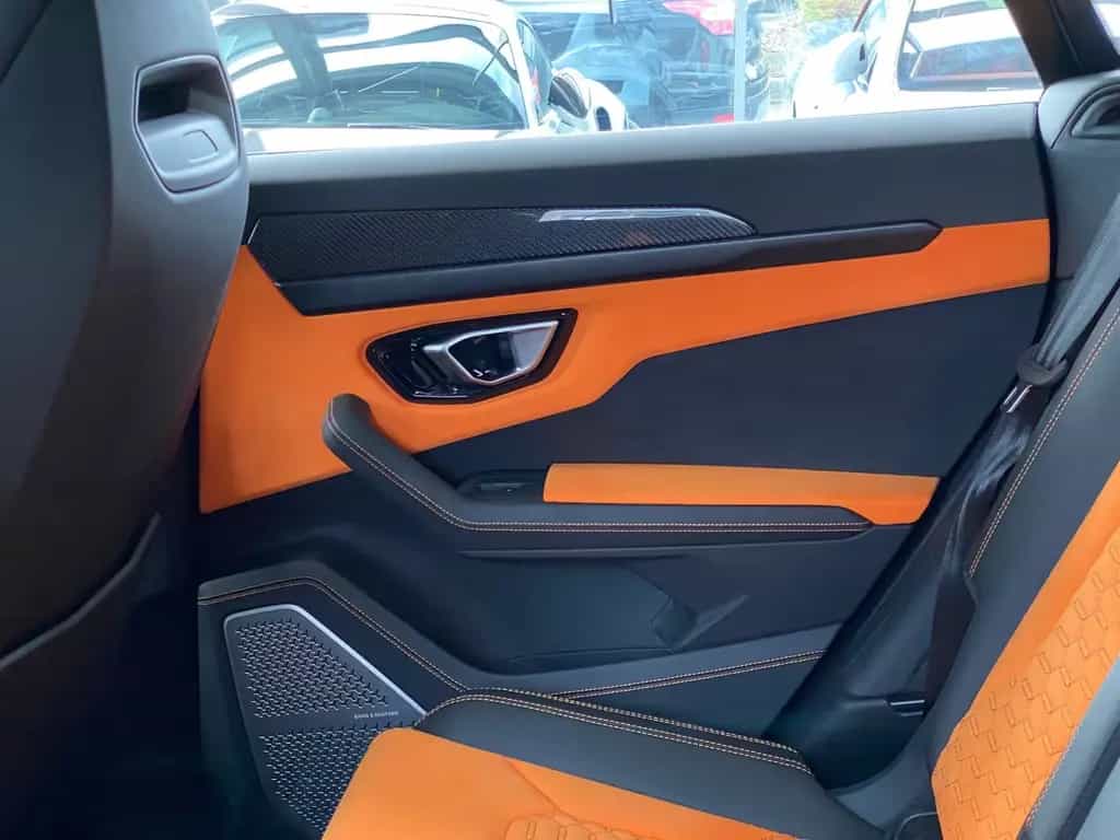 Lamborghini Urus I B&O | Carbon | 23 Zoll | Panorama 04/2021-photo-19