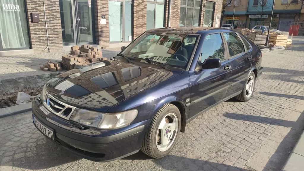 Saab 9-3 2.0t 05/2001-photo-2