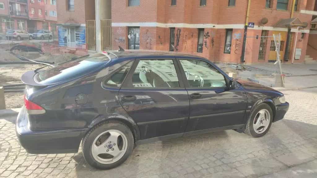 Saab 9-3 2.0t 05/2001-photo-7