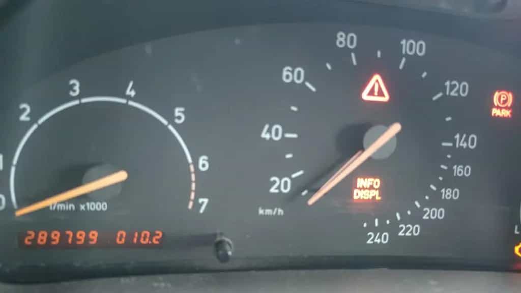 Saab 9-3 2.0t 05/2001-photo-8
