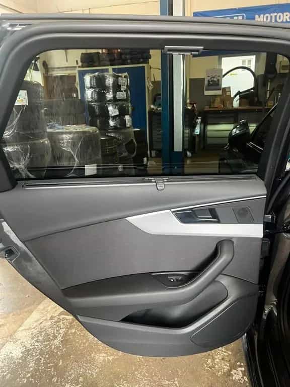 Audi A4 Avant 35 TDI S line 01/2021-photo-10
