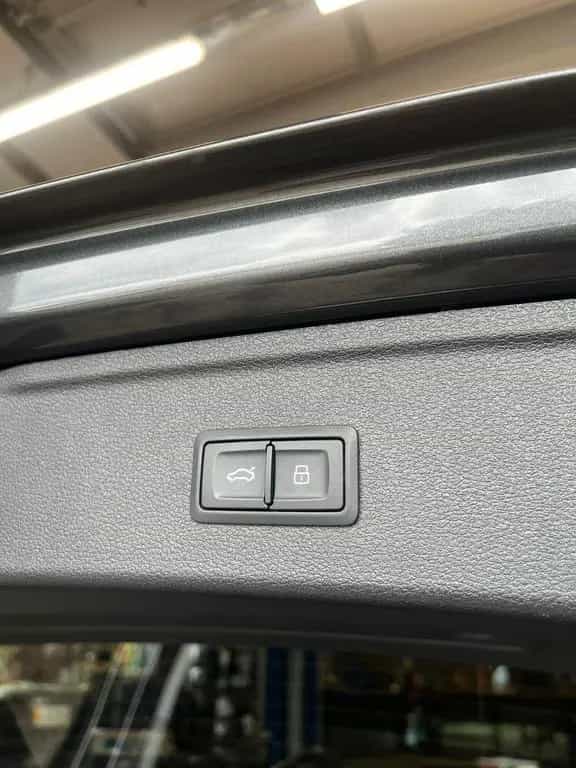 Audi A4 Avant 35 TDI S line 01/2021-photo-12
