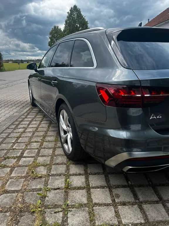 Audi A4 Avant 35 TDI S line 01/2021-photo-4