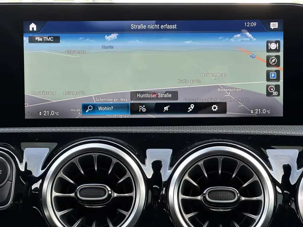 Mercedes-Benz A 220 d 4Matic AMG-Line NAV+LED+PANO+KAMERA+18ZO 02/2021-photo-13