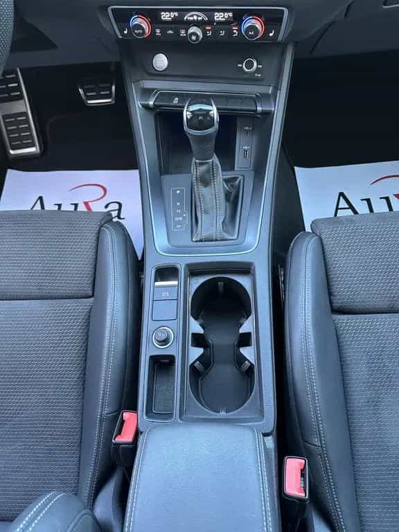Audi Q3 35 TDI S-Line LED+PANO+AHK+STANDHEIZUNG+18ZO 04/2020-photo-14
