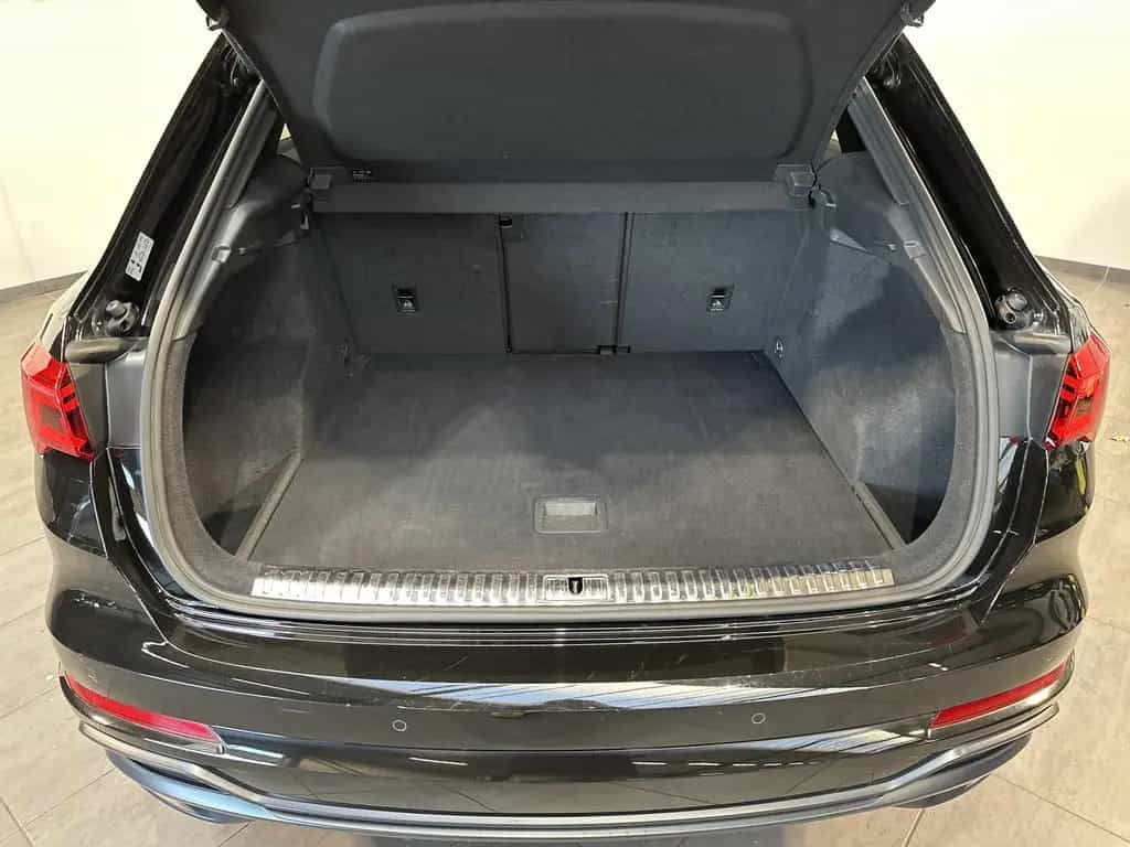 Audi Q3 35 TDI S-Line LED+PANO+AHK+STANDHEIZUNG+18ZO 04/2020-photo-5