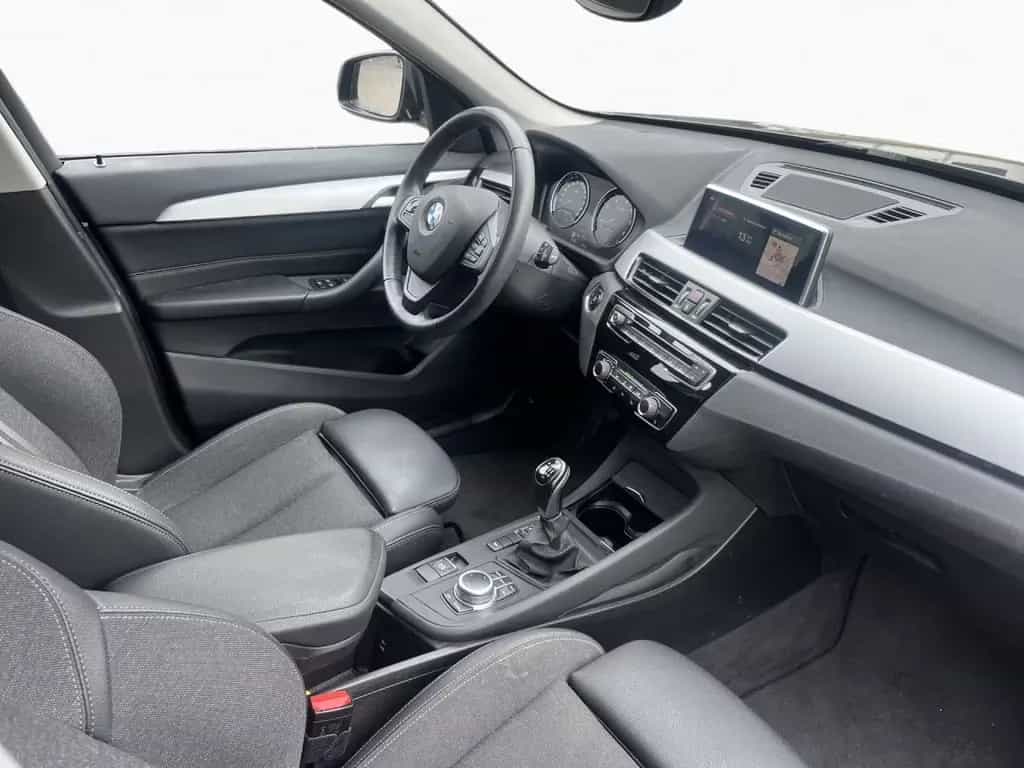 BMW X1 xDrive18d Pano,SportSi,SHZ,HiFi,PDC,HiFi,DAB 09/2020-photo-10