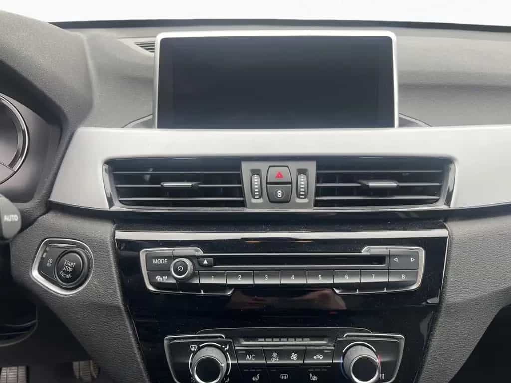 BMW X1 xDrive18d Pano,SportSi,SHZ,HiFi,PDC,HiFi,DAB 09/2020-photo-14
