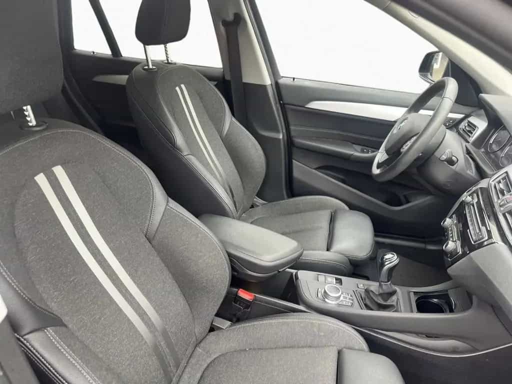 BMW X1 xDrive18d Pano,SportSi,SHZ,HiFi,PDC,HiFi,DAB 09/2020-photo-9