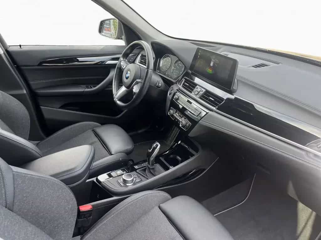 BMW X1 xDrive25d Aut. Sport Line AHK St&Go HUD Navi+ 02/2022-photo-10