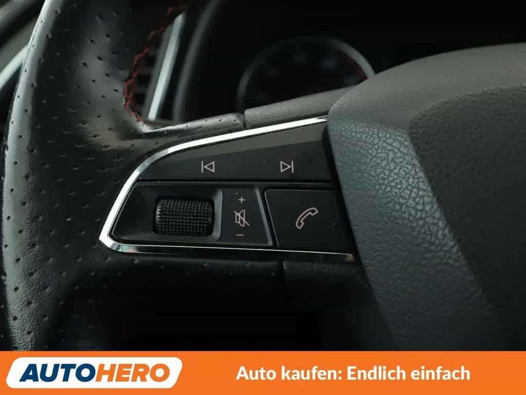 Seat Leon 1.4 TSI ACT FR*NAV*LED*TEMPO*CAM*PDC*SHZ* 05/2017-photo-28