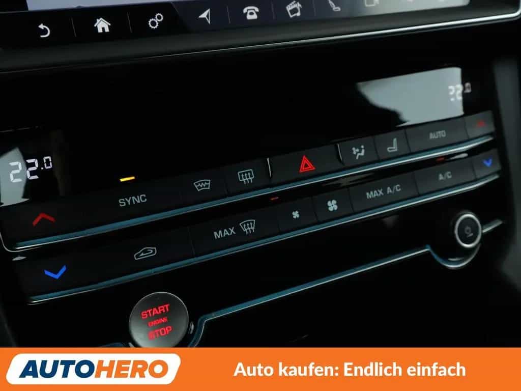 Jaguar F-Pace 25t Pure AWD Aut.*NAVI*ACC*CAM*PDC*SHZ* 01/2020-photo-22