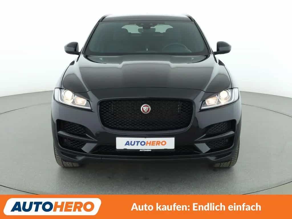 Jaguar F-Pace 25t Pure AWD Aut.*NAVI*ACC*CAM*PDC*SHZ* 01/2020-photo-8
