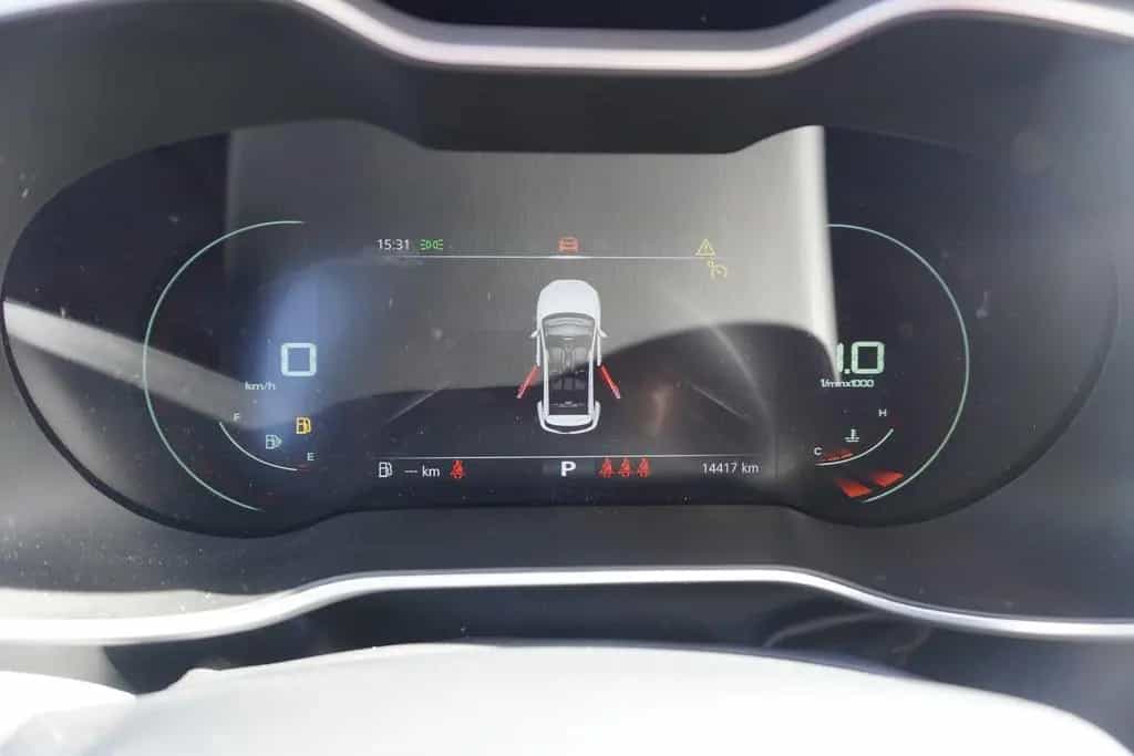 MG ZS 1.0 T-GDI Luxury Aut. LED Navi 360° Tempomat 06/2024-photo-24