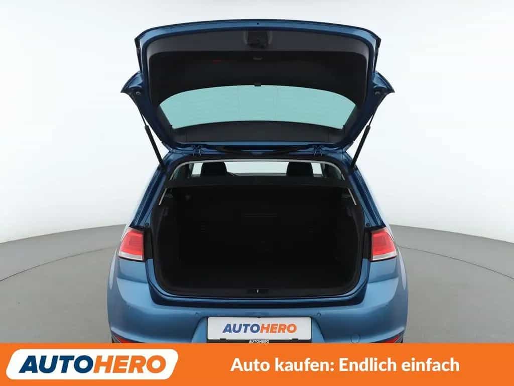 Volkswagen Golf VII 1.2 TSI Lounge BlueMotion Tech Aut.*NAV 07/2015-photo-16