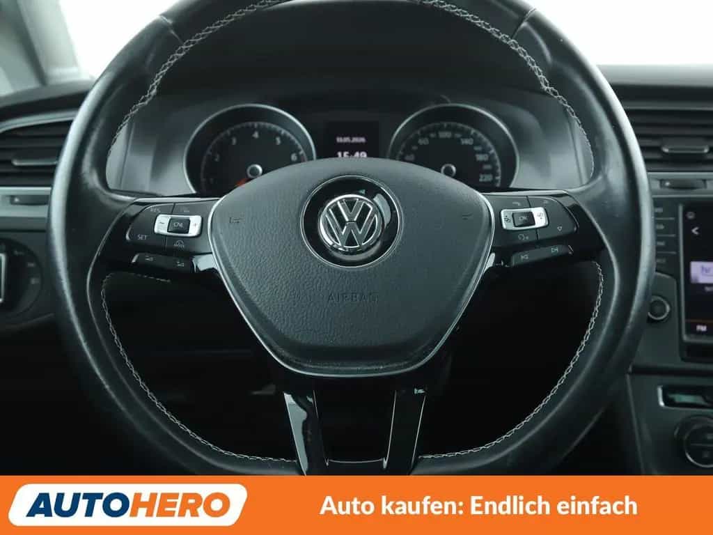 Volkswagen Golf VII 1.2 TSI Lounge BlueMotion Tech Aut.*NAV 07/2015-photo-18